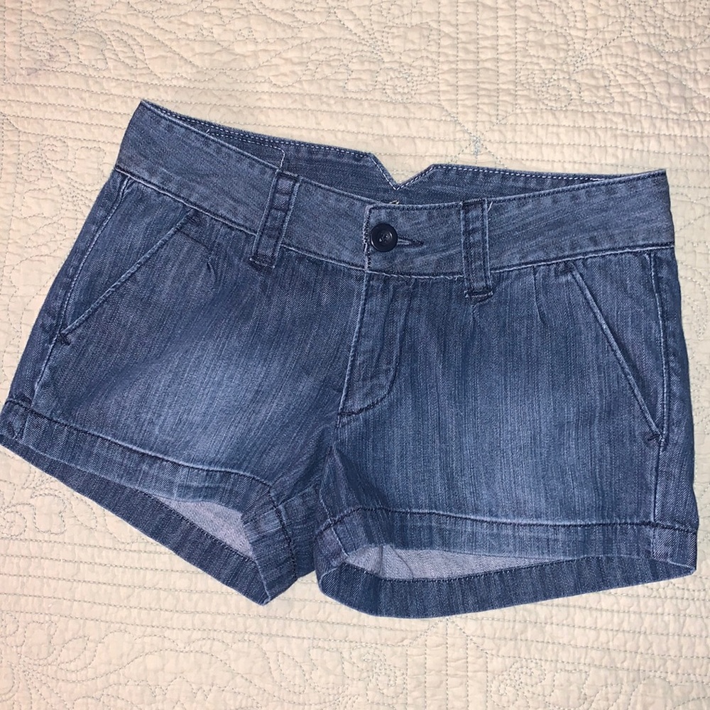 Earl Jeans Size 27 Jean Shorts
